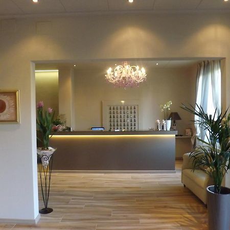 Hotel Piccadilly Монтекатини Терме Екстериор снимка