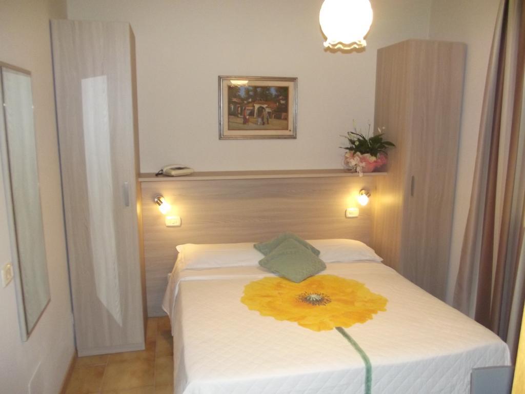 Hotel Piccadilly Монтекатини Терме Екстериор снимка