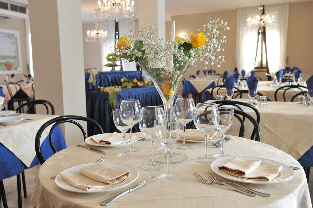 Hotel Piccadilly Монтекатини Терме Екстериор снимка