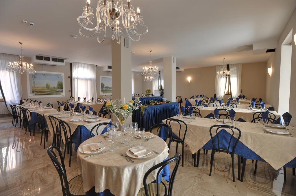 Hotel Piccadilly Монтекатини Терме Екстериор снимка